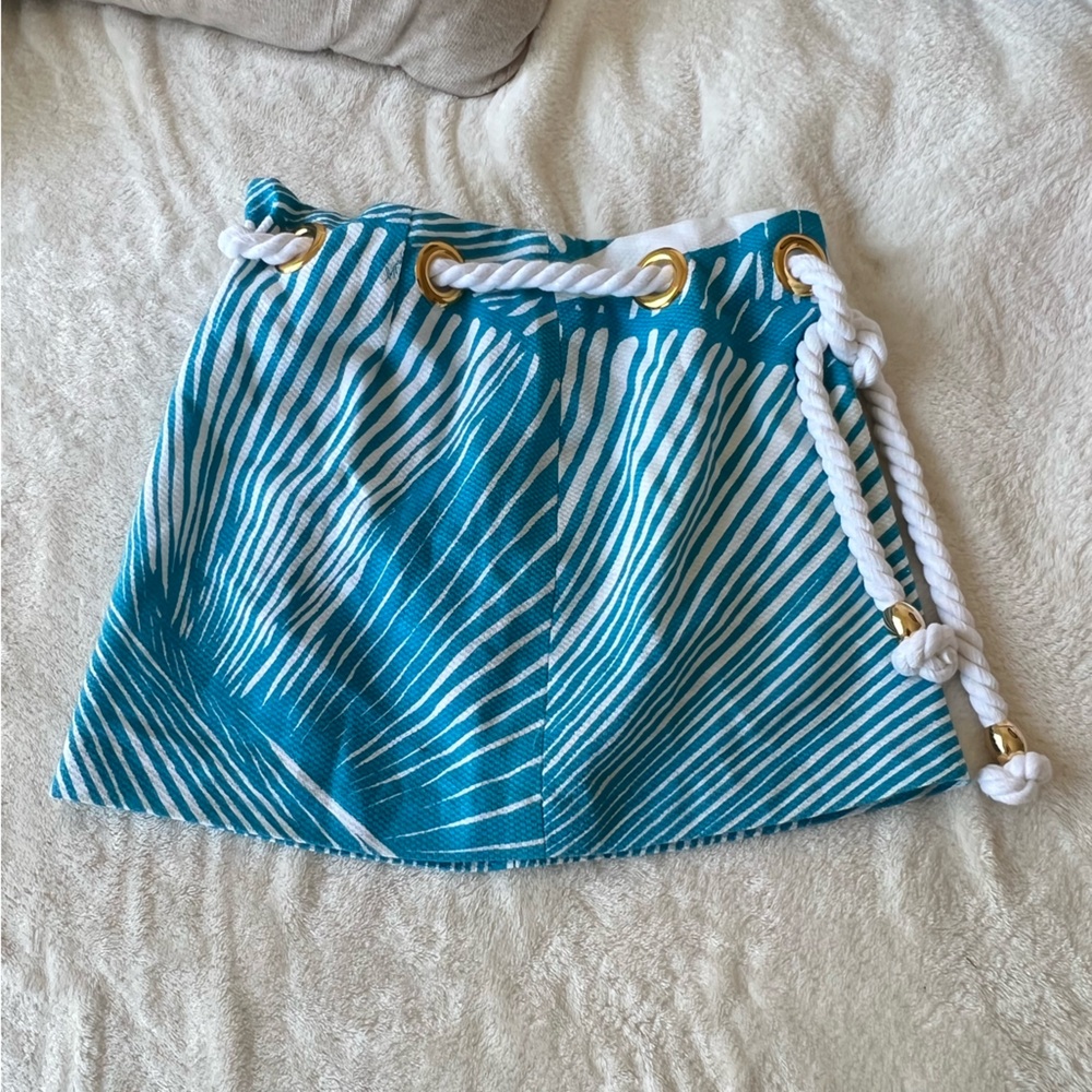 Milly of NY skirt. Size 2. NWOT.
